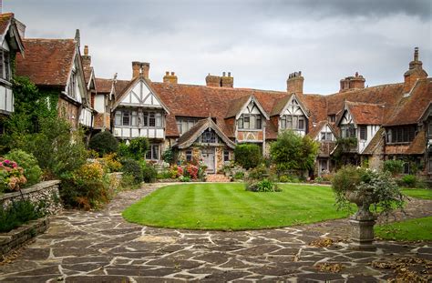 tudor close rottingdean map